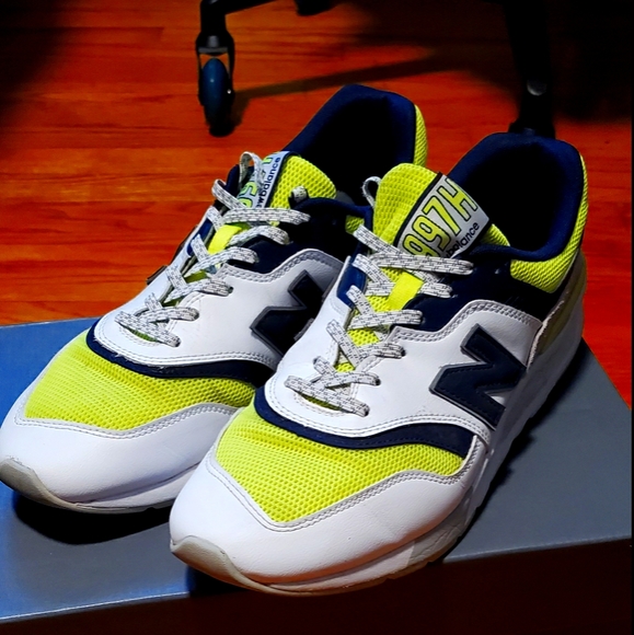 new balance cm997hcr